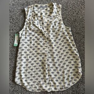 Daniel Rainn Sleeveless Blouse